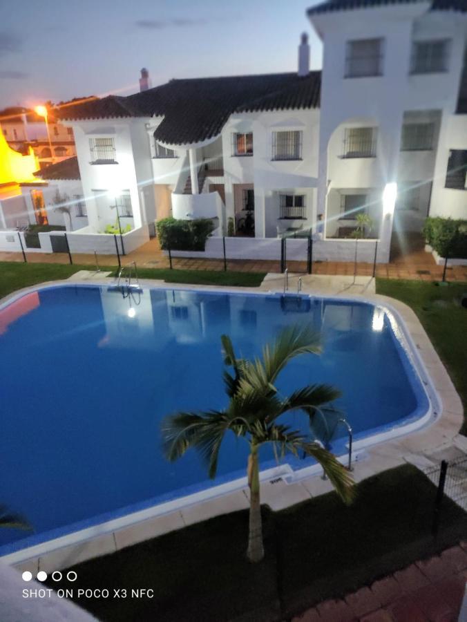 Apartamento Vacacional Maximo 4 Personas Novo Sancti Petri Bagian luar foto